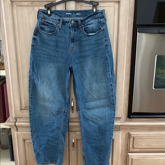 Old Navy Denim - Old Navy Sz 8P high rise barrel leg jeans LN